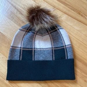 Tahari Pom Pom green plaid winter hat toque, Women’s One Size